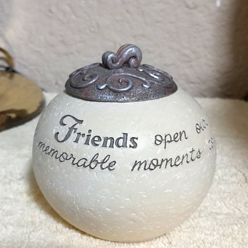 Comfort To Go "FRIENDS OPEN OUR HEARTS" CANDLE Holder #209407."